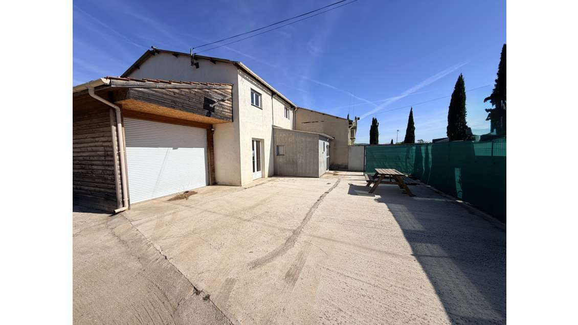 A louer local d'activité 272m² ZI La Farlède