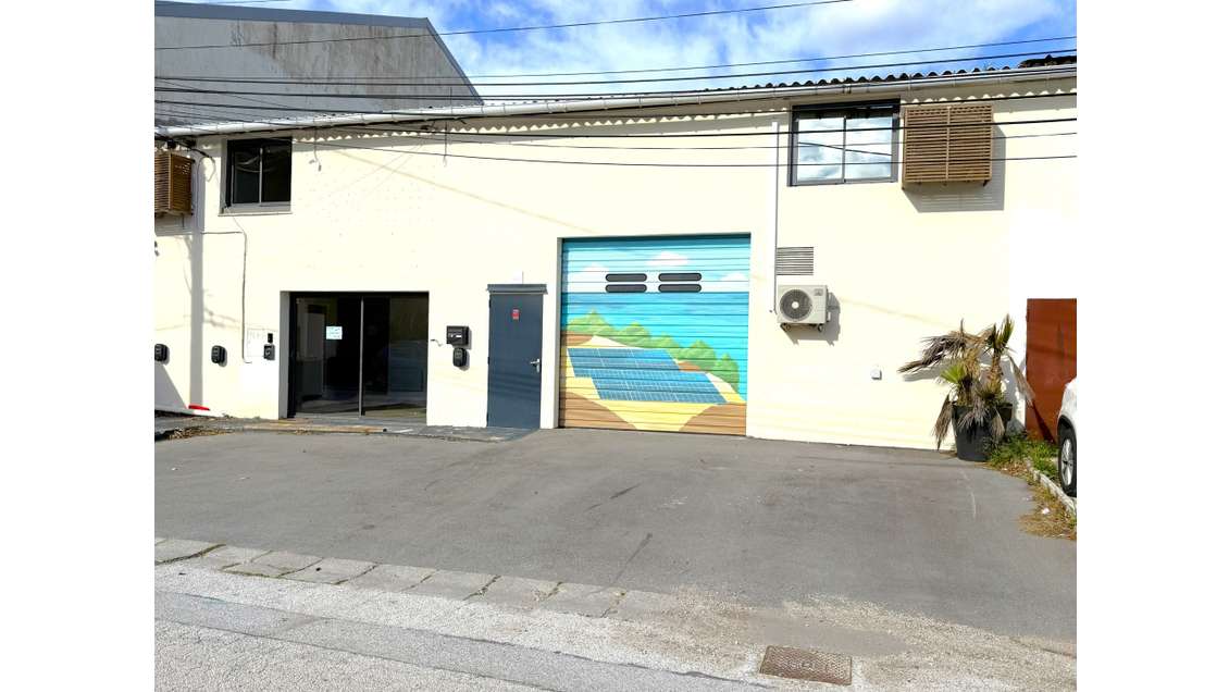 A louer local d'activité 285m² zone du Pouverel 