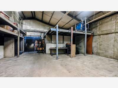 A louer entrepôt 142m² La Garde ZA Toulon-Est