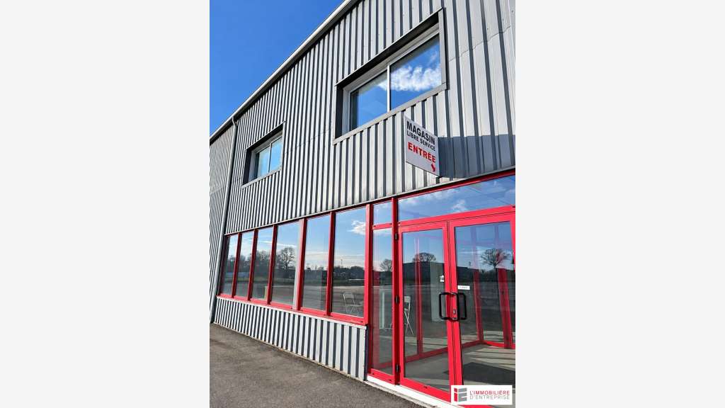 A louer bâtiment 1090m² à La Guerche-de-Bretagne