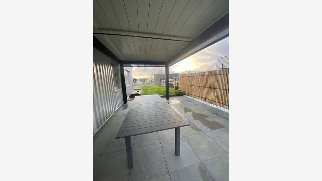 A louer bâtiment d'activités 888m² à La Mézière