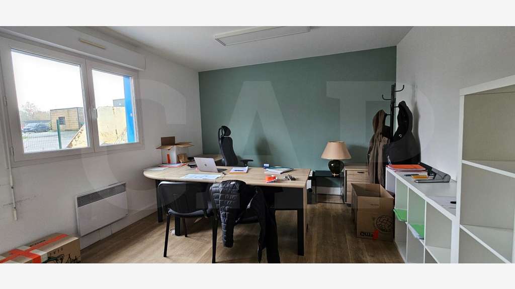 A louer bâtiment 250m² bail précaire Rennes Nord 