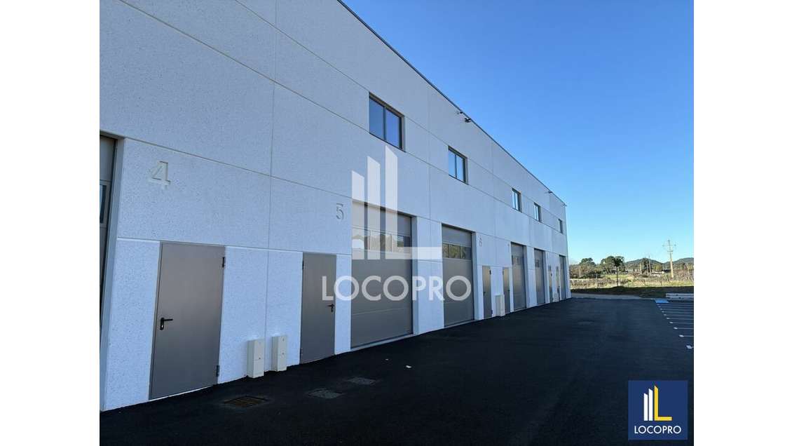 A louer local d'activité 544m² à La Motte