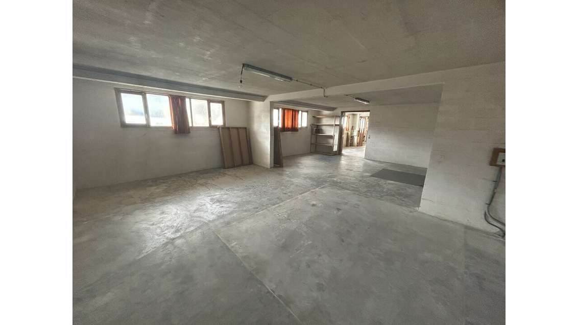 Local d'activité 163m² à louer à La Ravoire