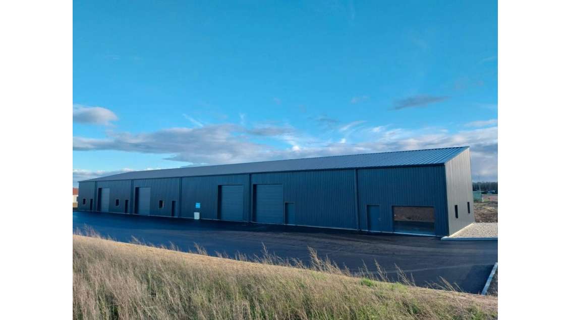 Local à louer 277m² axe passant La Rivière de Corp