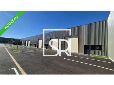 Location Locaux d'activités - Entrepôts à La Roche-Blanche