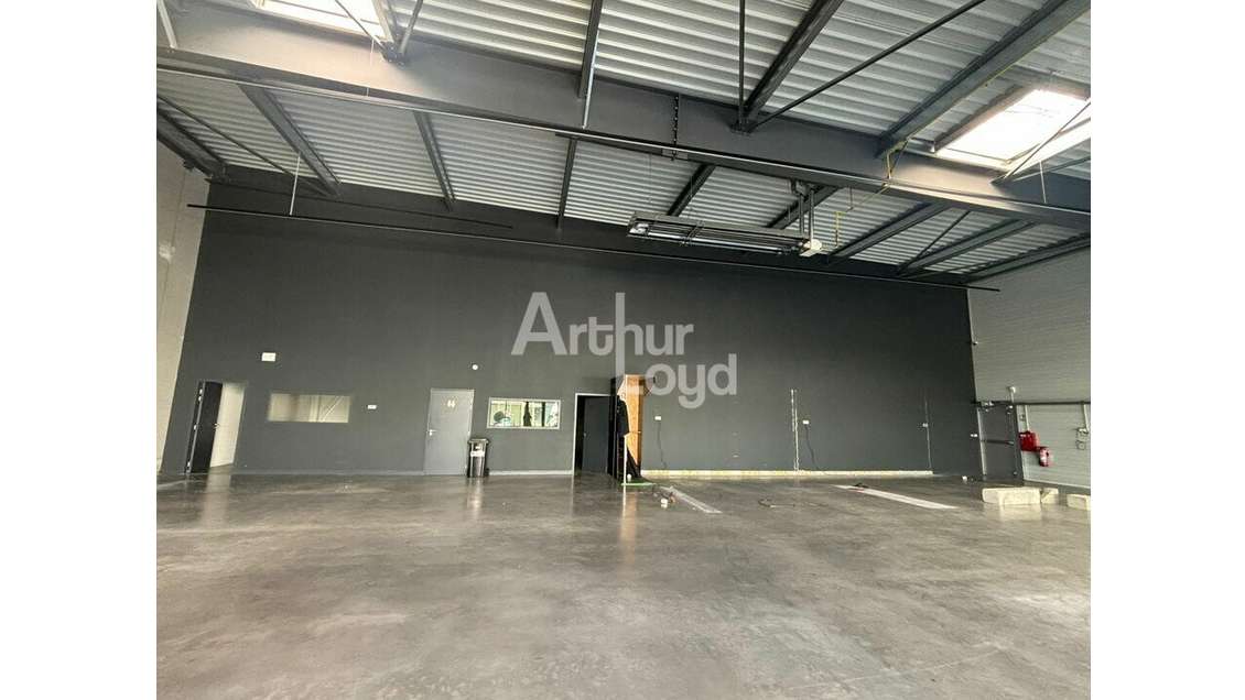 Bâtiment récent 509m² à louer La Roche-sur-Yon