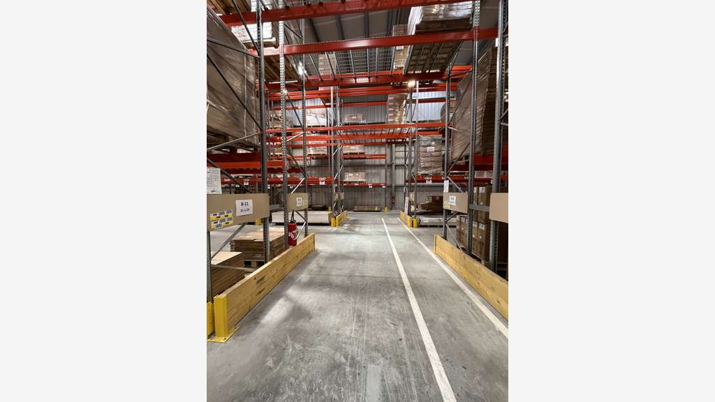 A louer entrepôt logistique 2095m² CDA La Rochelle