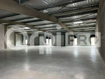 Atelier neuf de 499m² à louer à La Rochelle ZFU