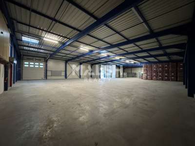 Location Locaux d'activités - Entrepôts à La Talaudière