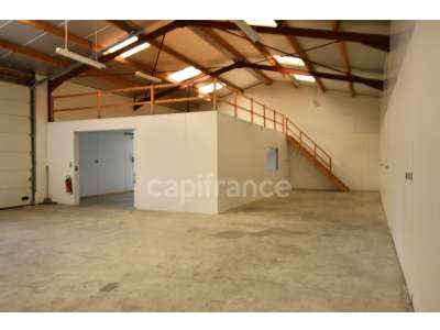 Location Locaux d'activités - Entrepôts à La Tessoualle