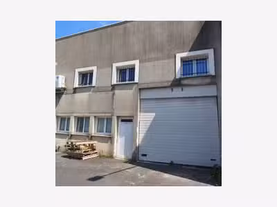A louer local d'activités 240 m²  La Teste-de-Buch