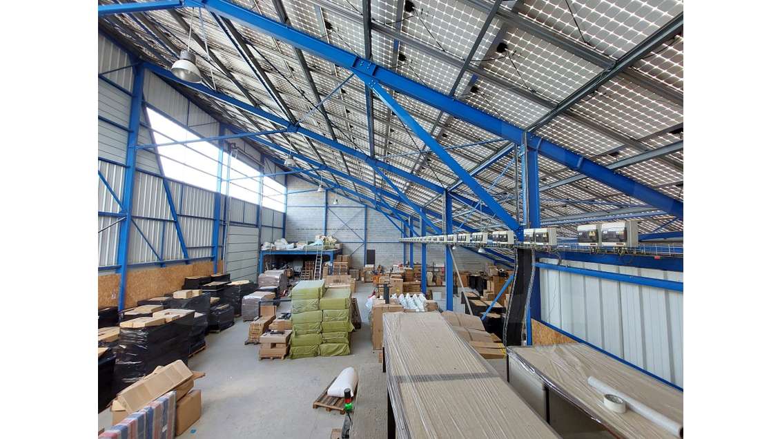 LOCAL D'ACTIVITÉ À LOUER – ENVIRON 850 M² - VANN