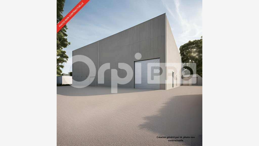 A Louer entrepôt brut de béton 100m² à La Turballe