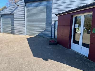 A louer entrepôt 441m² axe Rouen Dieppe le Havre