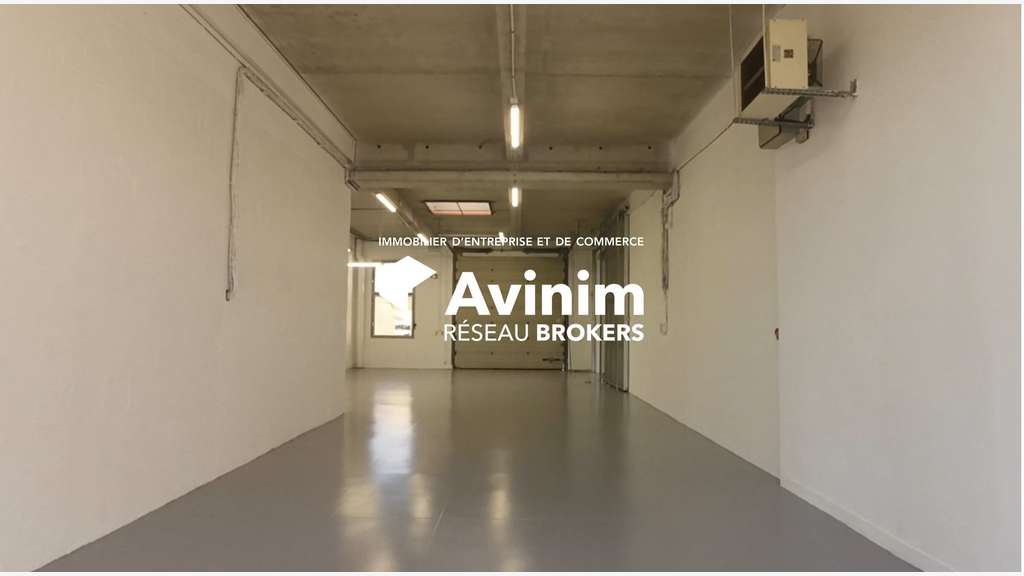 A louer local d’activité 267m² à la Verrière