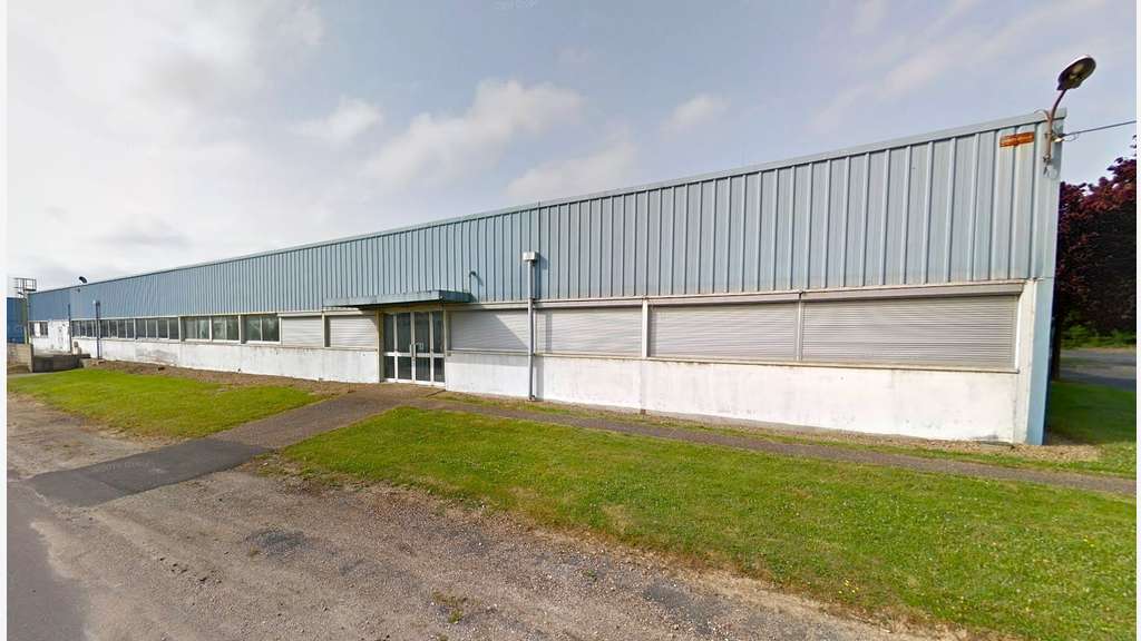 À louer – Entrepôt industriels de 4000 m² à Ville