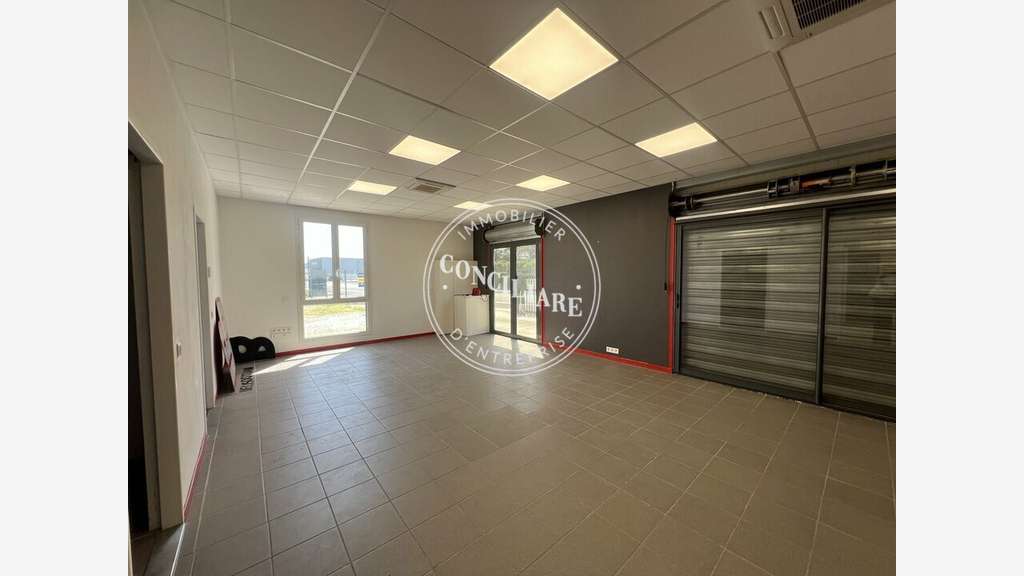 A louer entrepôt 300m² Labarthe-sur-Lèze empl N°1