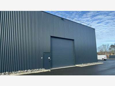 Entrepôt 366m² à louer Zone Industrielle Lacanau