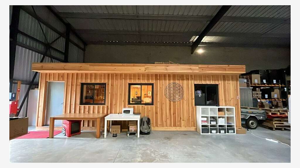 Entrepôt 366m² à louer Zone Industrielle Lacanau