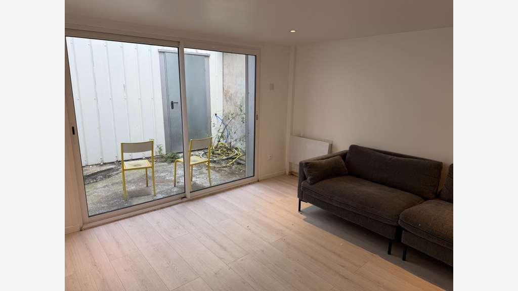 A louer local d'activité 109m² divisibles à Lagny