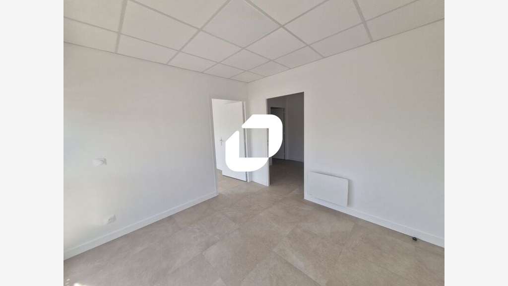 A louer Local d'activité 300m² Lagny sur marne