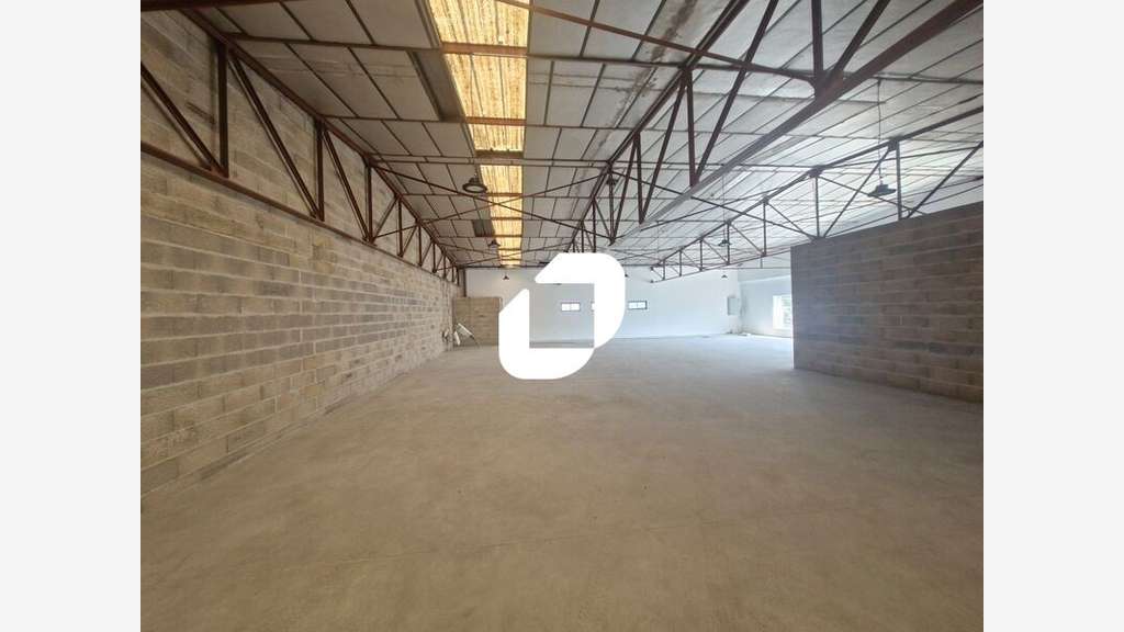A louer Local d'activité 300m² Lagny sur marne