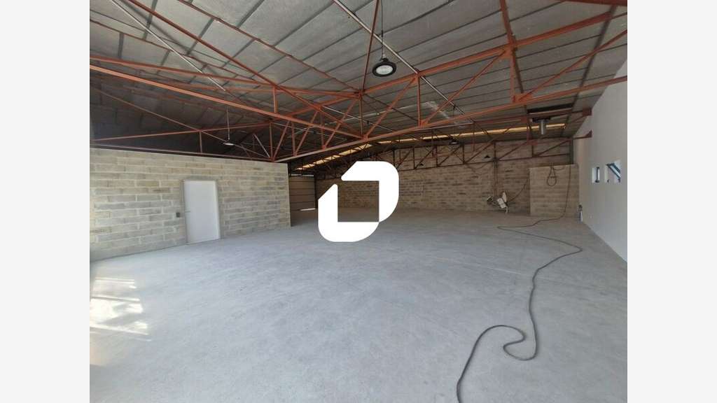 A louer Local d'activité 300m² Lagny sur marne