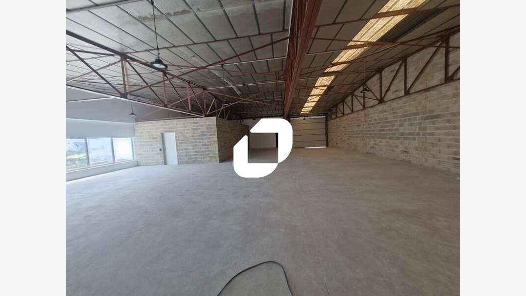 A louer Local d'activité 300m² Lagny sur marne