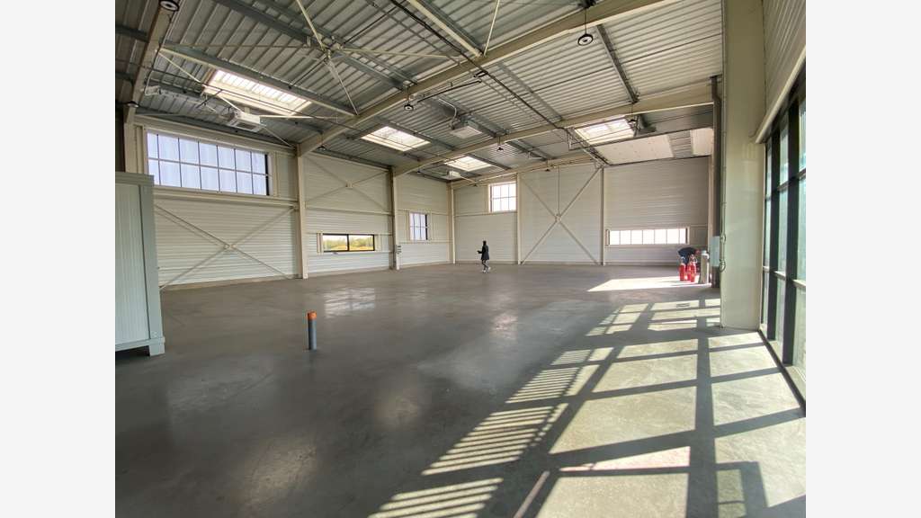 A louer atelier - dépôt neuf L'Aigle