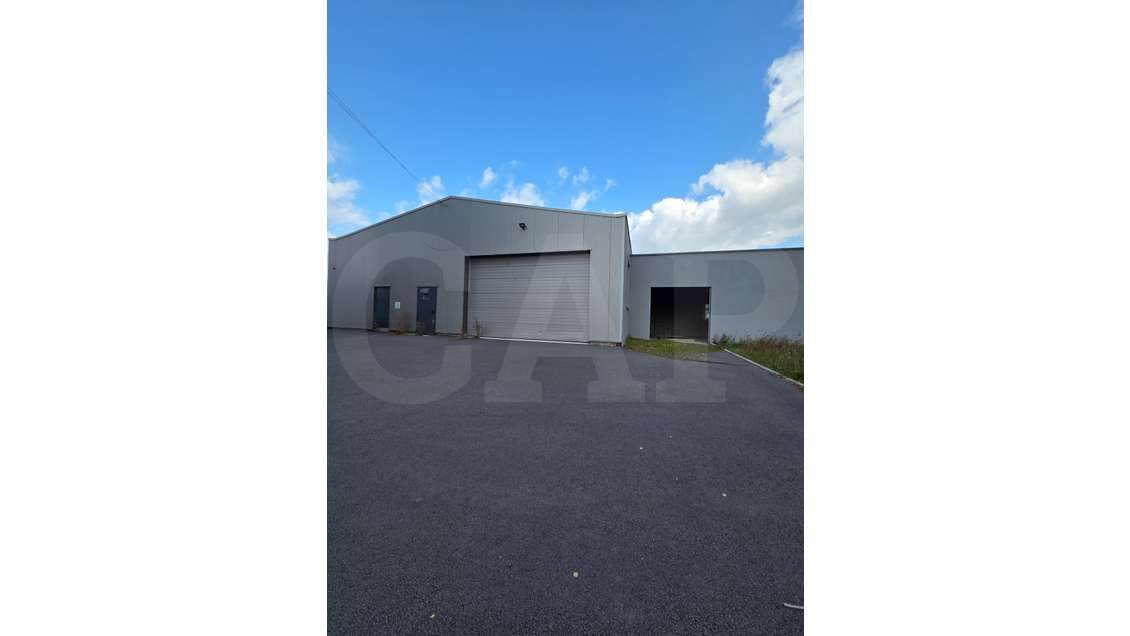 A louer local d'activité de 500m² en ZA à Lamballe