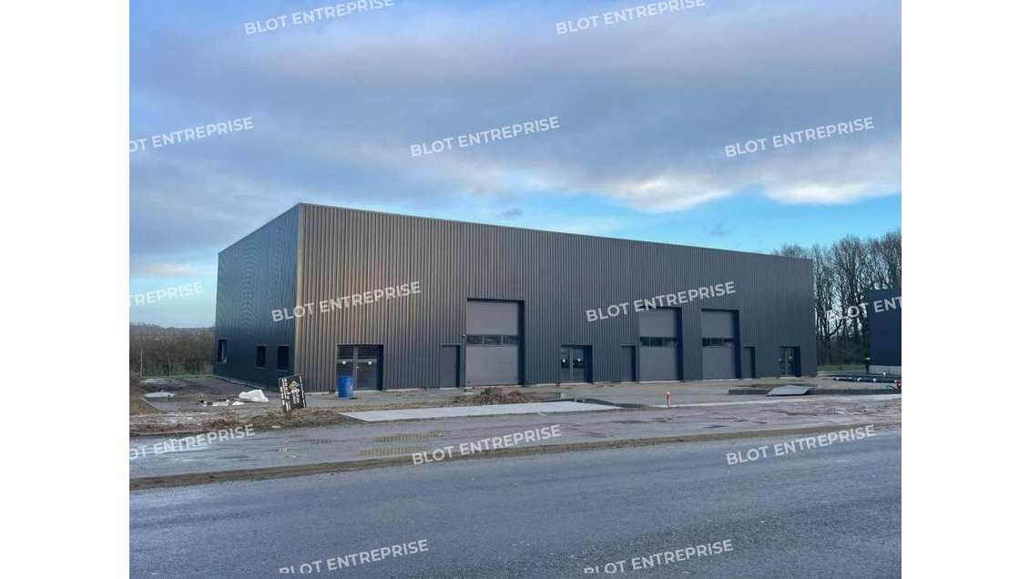 A louer cellules d’activités neuves 472m² Lamballe