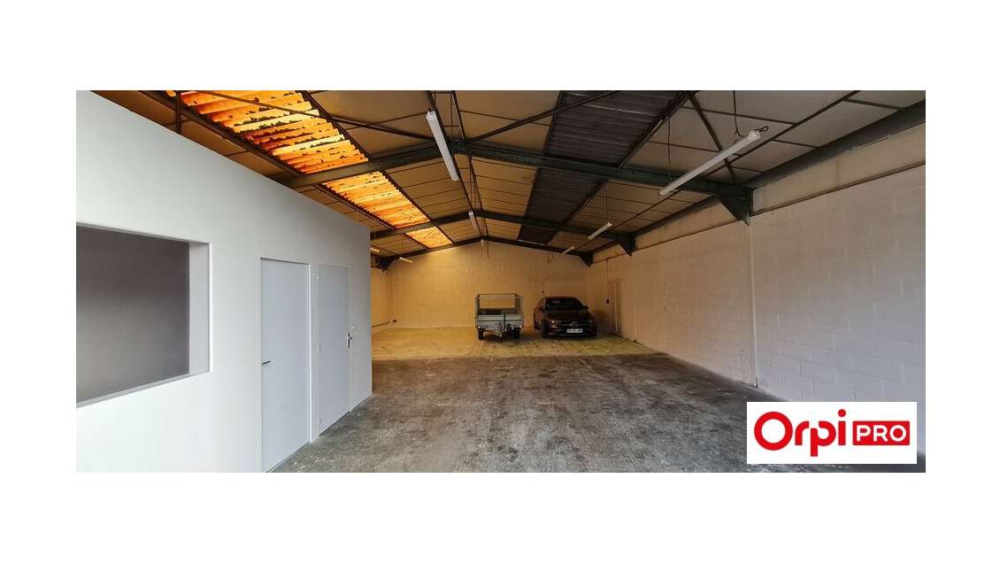 A louer local d'activité de 150m² à Lamballe