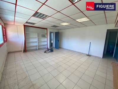 Local 580m² sur 1500m² ZI des Sardenas à Lançon