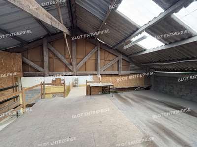 Location Locaux d'activités - Entrepôts à Landerneau