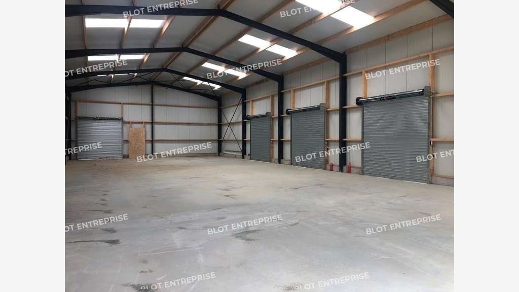 A louer local d'activités 70m² à Landerneau 