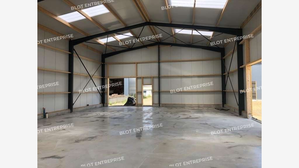 A louer local d'activités 70m² à Landerneau 