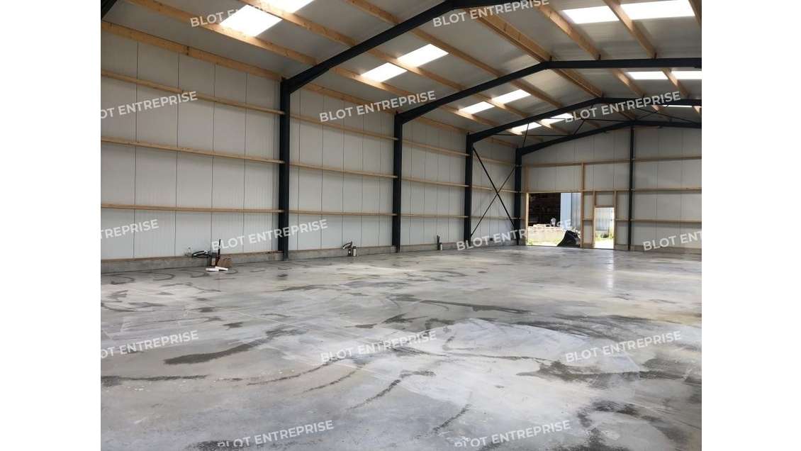 À LOUER - LOCAL D'ACTIVITES - 130 m² - LANDERNEAU