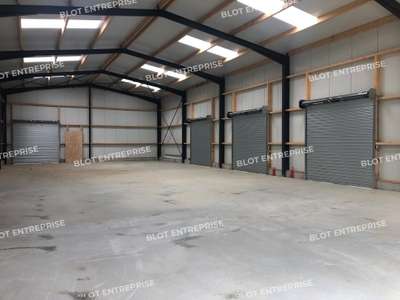 À LOUER - LOCAL D'ACTIVITES - 70 m² - LANDERNEAU