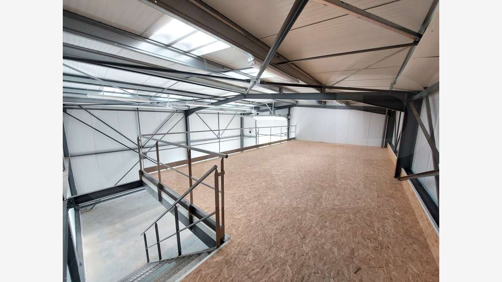 A louer local d'activité 195m² à Landévant