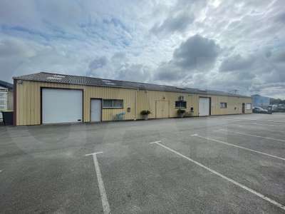 A louer local d'activité 212m² à Lanester 