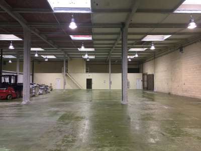 Location Locaux d'activités - Entrepôts à Lanester