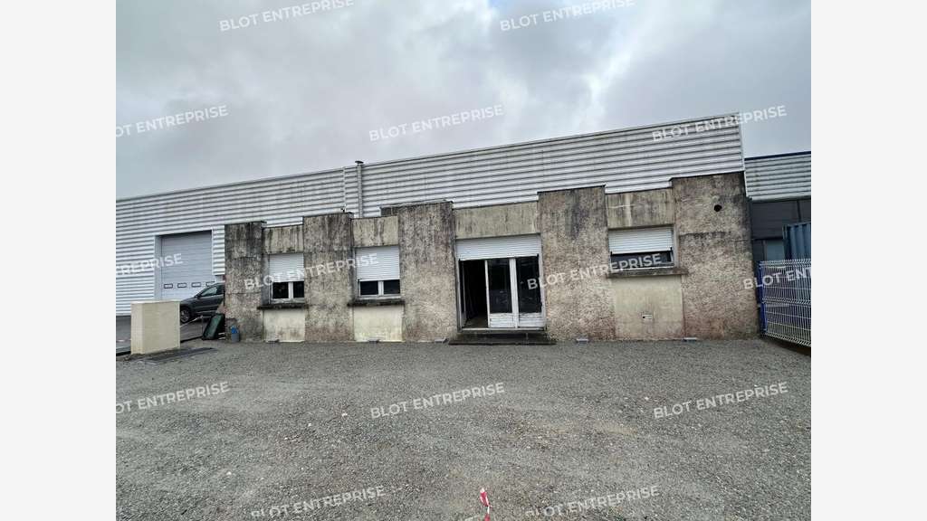 A louer local d'activités 1310m² à Languidic