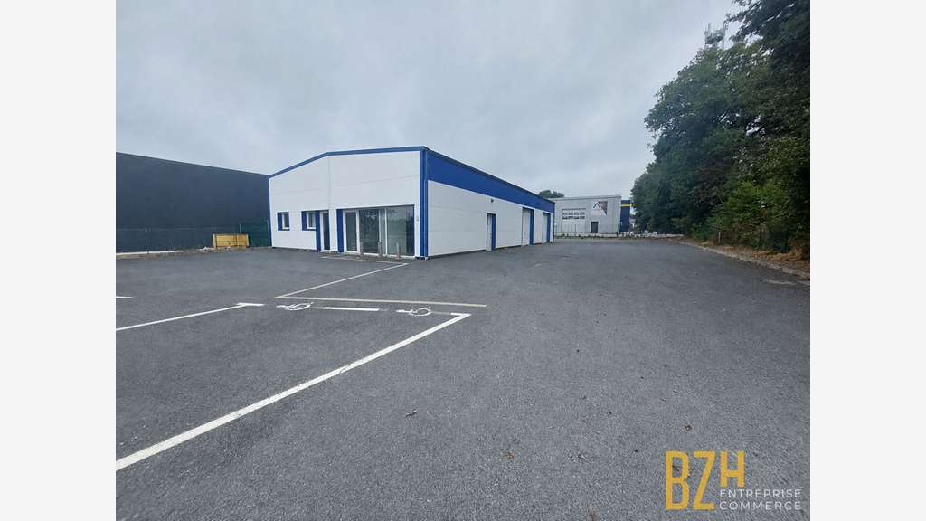 A LOUER - LOCAL 276 m² - LANGUIDIC
