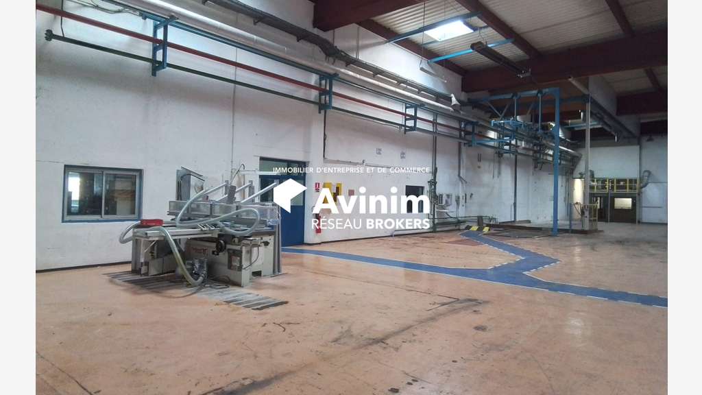A louer local d'activité de 2700m² à Lannemezan