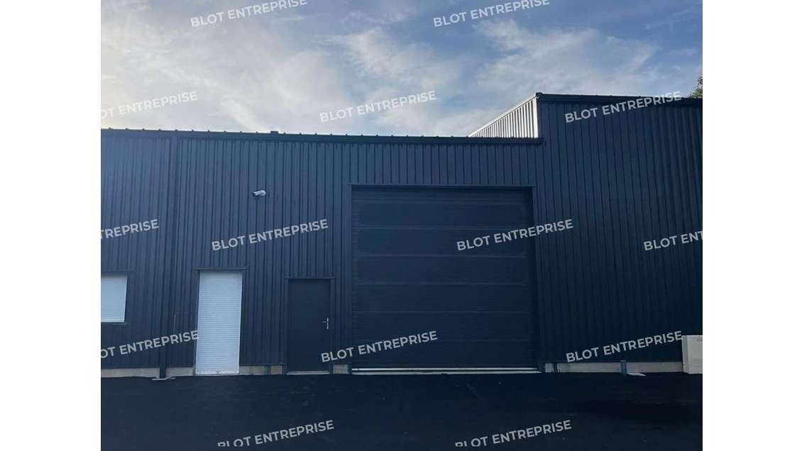 A louer cellule d'activités neuve 200m² Lanvollon