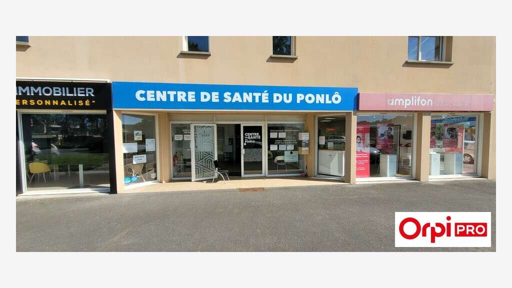 A louer local professionnel de 80m² à Lanvollon