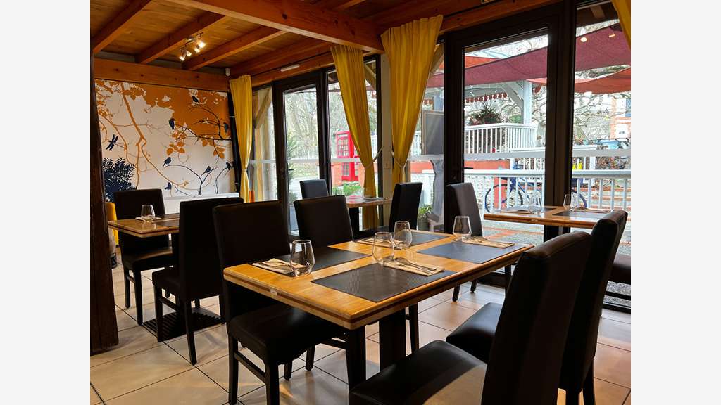 Location communale avec cuisine à Lascazères