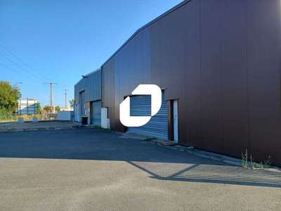 Location Locaux d'activités - Entrepôts à Latresne