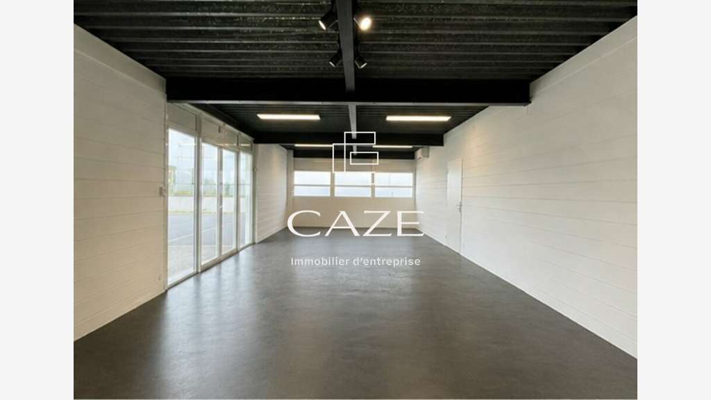 LOCAL D'ACTIVITE - SHOWROOM